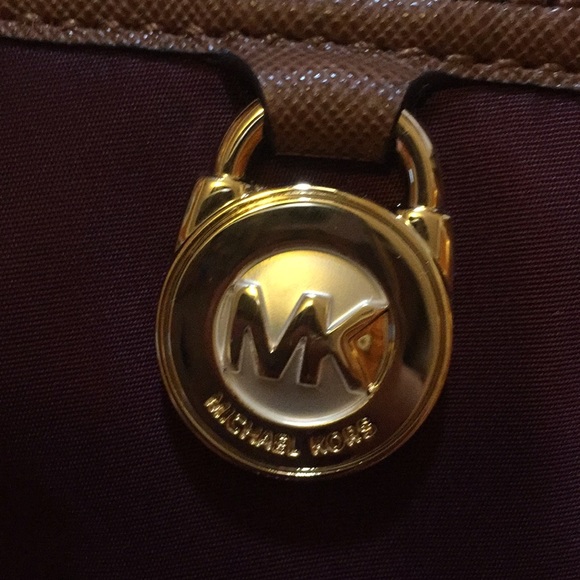 Michael Kors handbag - Picture 2 of 5